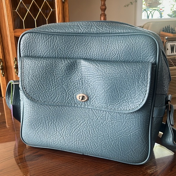 Vintage Sears Blue Travel Bag. Carry On. - Picture 5 of 5